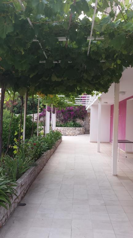 Apartments And Rooms With Parking Space Hvar - 15706 Hvar Town Dış mekan fotoğraf