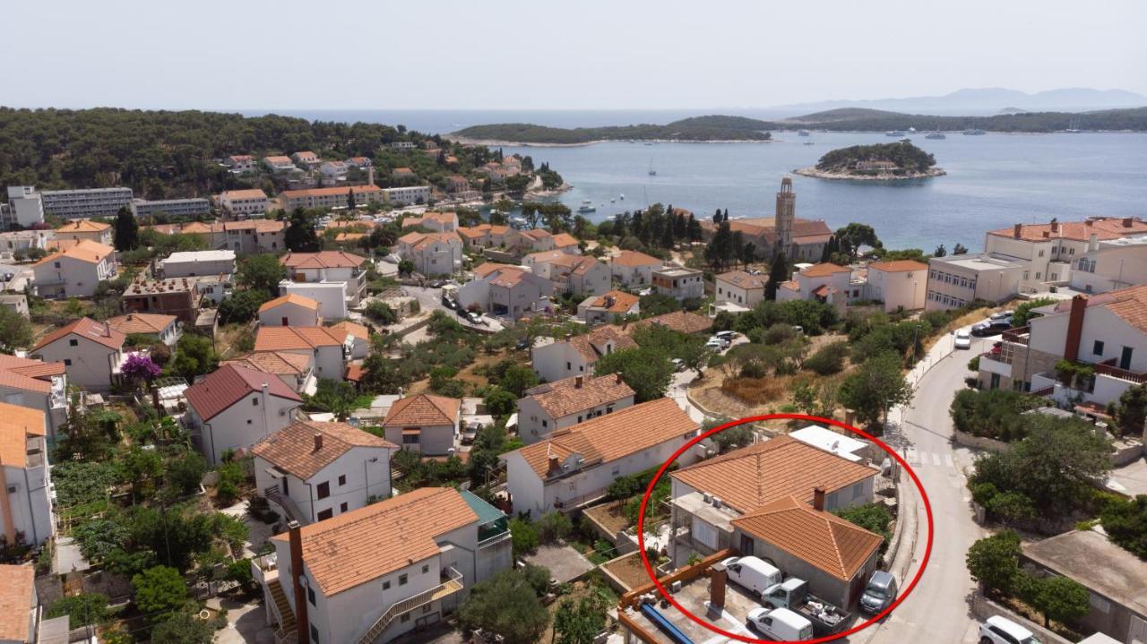 Apartments And Rooms With Parking Space Hvar - 15706 Hvar Town Dış mekan fotoğraf