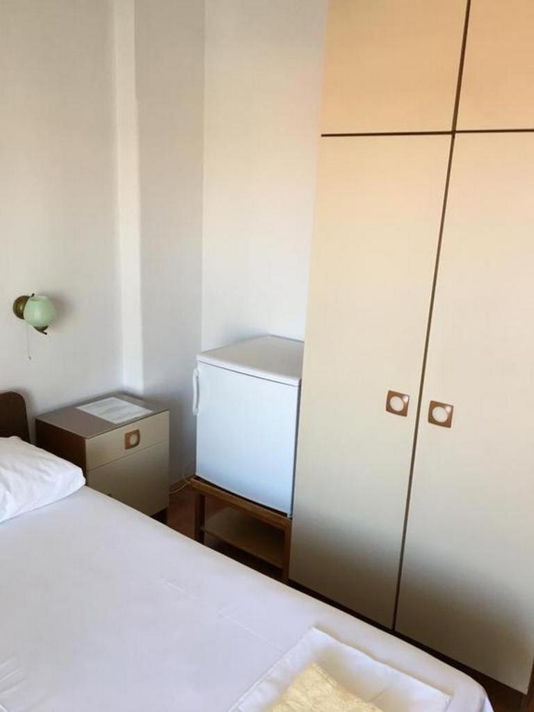 Apartments And Rooms With Parking Space Hvar - 15706 Hvar Town Oda fotoğraf